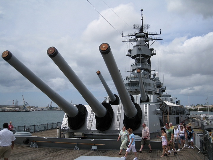 18 USS Missouri battleship memorial.jpg